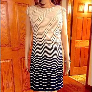 Loft Striped Dress Gathered waist on one side, Ideal way to slim tummy! Genius